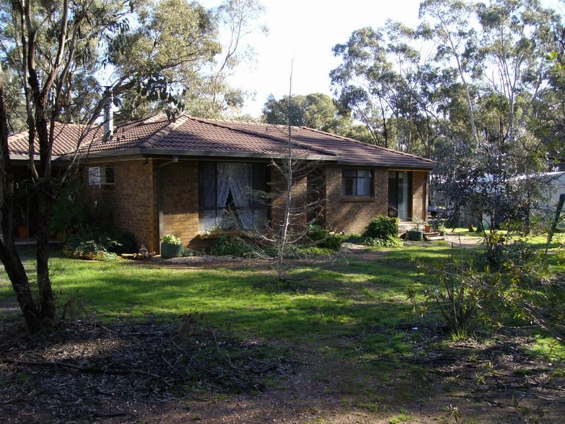 48 Dillon Court, Alma, Vic 3465 Property Details