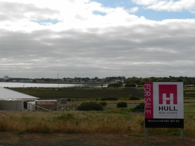 28 Oscar Williams Drive, Streaky Bay, SA 5680