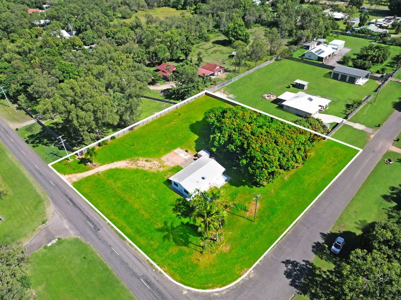 37 Toolakea Beach Road, Bluewater, Qld 4818