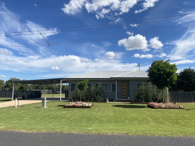 9 11 Cheney Road Parkes Nsw 2870 Realestate Com Au