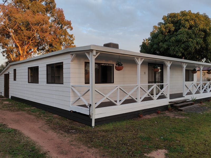 30 Barlee Street, St Qld 4487