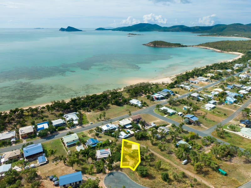 5 Rattray Avenue, Hideaway Bay, Qld 4800