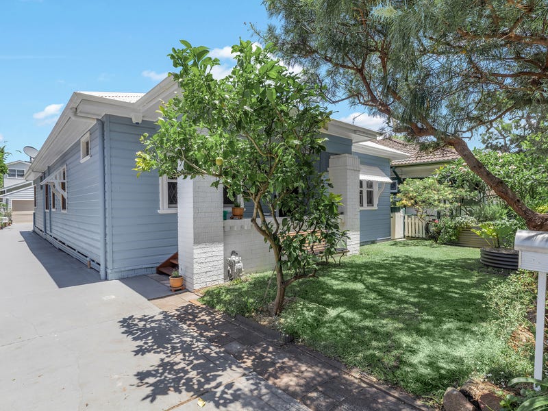 57 Jenner Parade, Hamilton South, NSW 2303