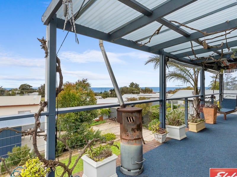 10 Young Avenue, Port Vincent, SA 5581