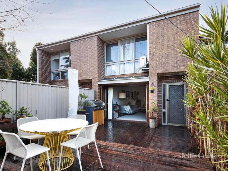 2/60 Peel Street, Kew, Vic 3101
