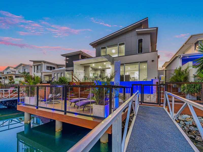 69 Cova Boulevard, Hope Island, Qld 4212