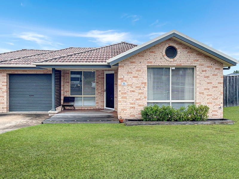 16 Karingal Place, Blue Haven, NSW 2262