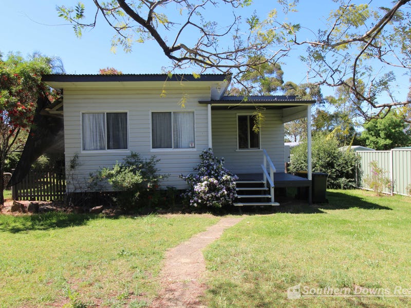 55 Flitcroft Street Warwick Qld 4370 Realestate Com Au