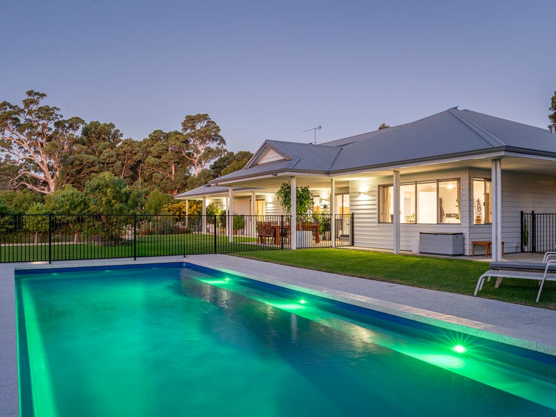 65 Tall Tree Crescent