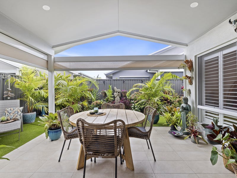 165/11 Mcintosh Cres, Woolgoolga, NSW 2456