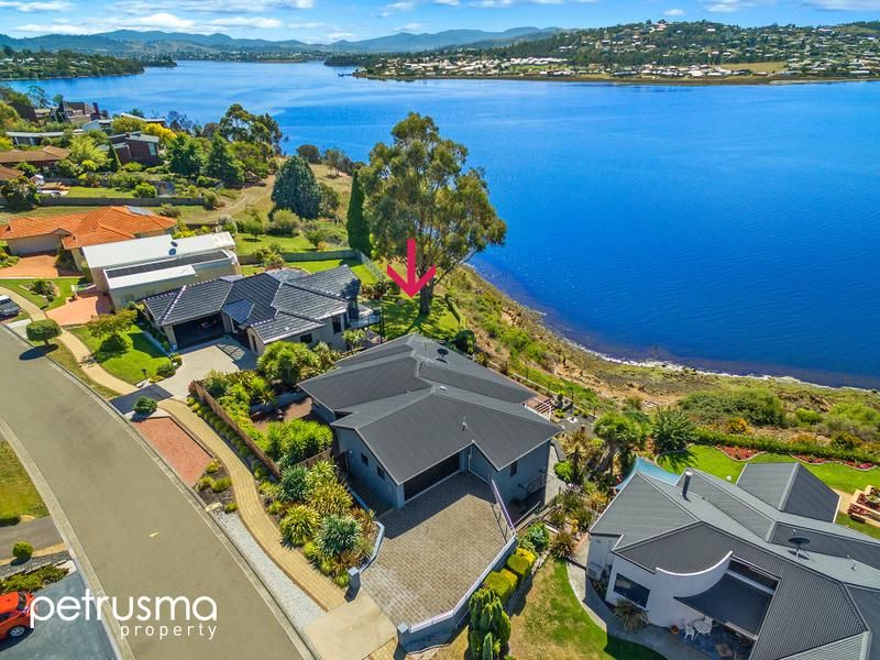 9 Macrobertsons Terrace, Claremont, Tas 7011 Property Details