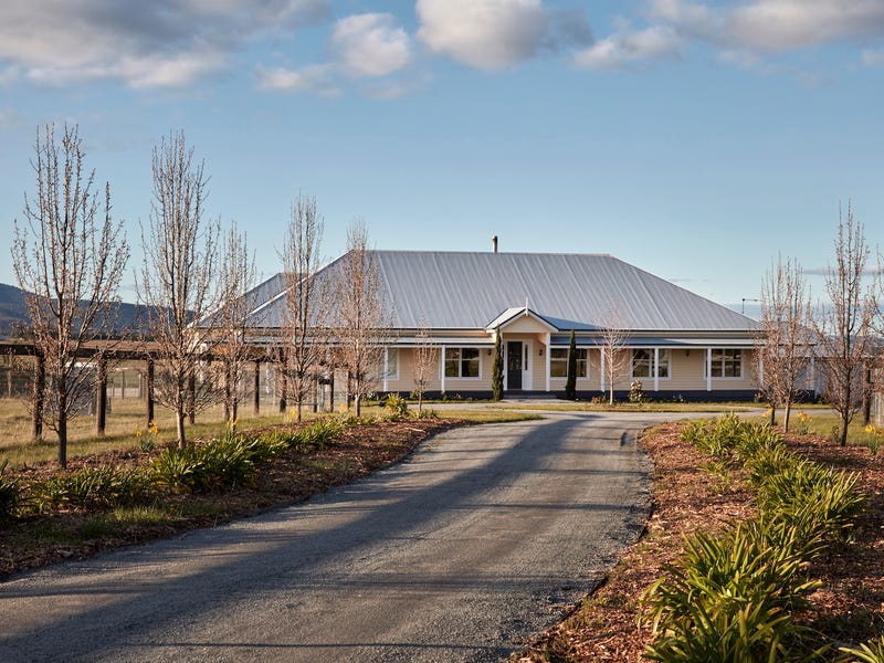 137 Murray Road, Gisborne, Vic 3437