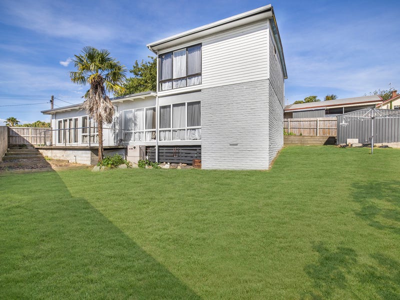 97 Shanahan Parade, Newborough, Vic 3825