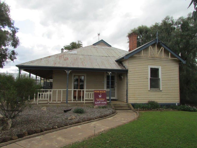 8 Dennys Street, Hopetoun, Vic 3396