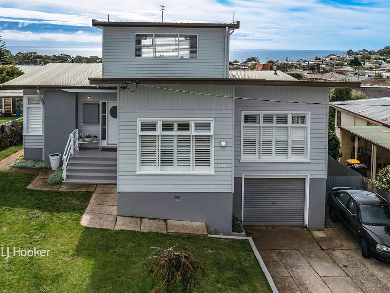 180 Parker Street, Devonport, Tas 7310