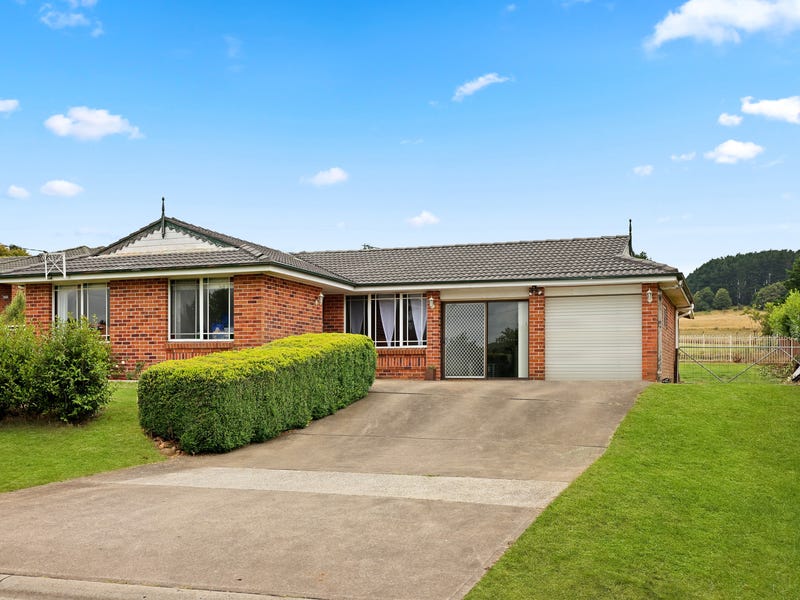 15 Shackleton Street, Robertson, NSW 2577