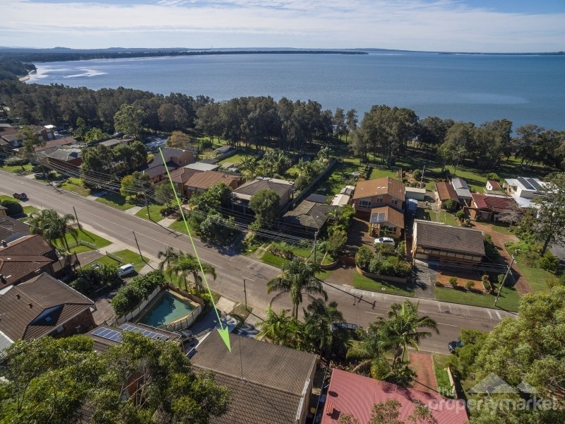 196 Lakedge Avenue, Berkeley Vale, NSW 2261 Property Details