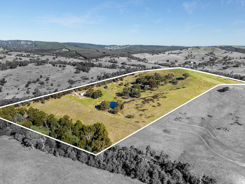 35 Smedleys Lane, Clonbinane, Vic 3658