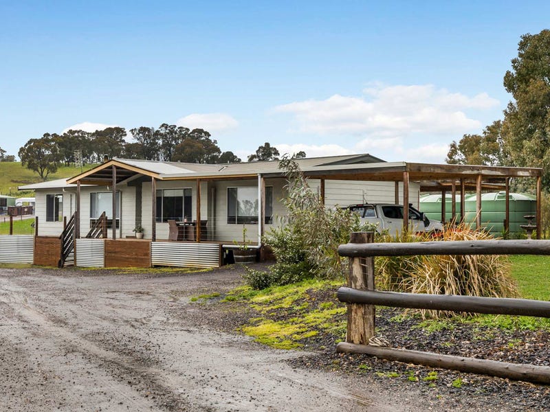 45 Meadows Lane, Heathcote, Vic 3523