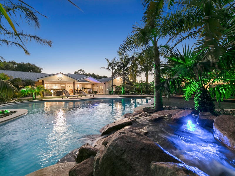 53 Lockhart Drive, Rosebud, Vic 3939 Property Details