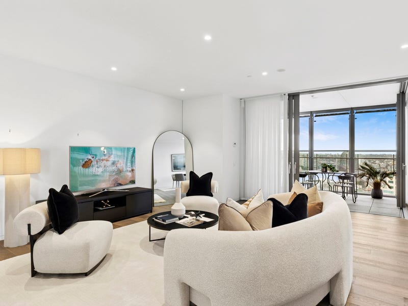 51C/2 Watermans Quay - Property image 4 of 32