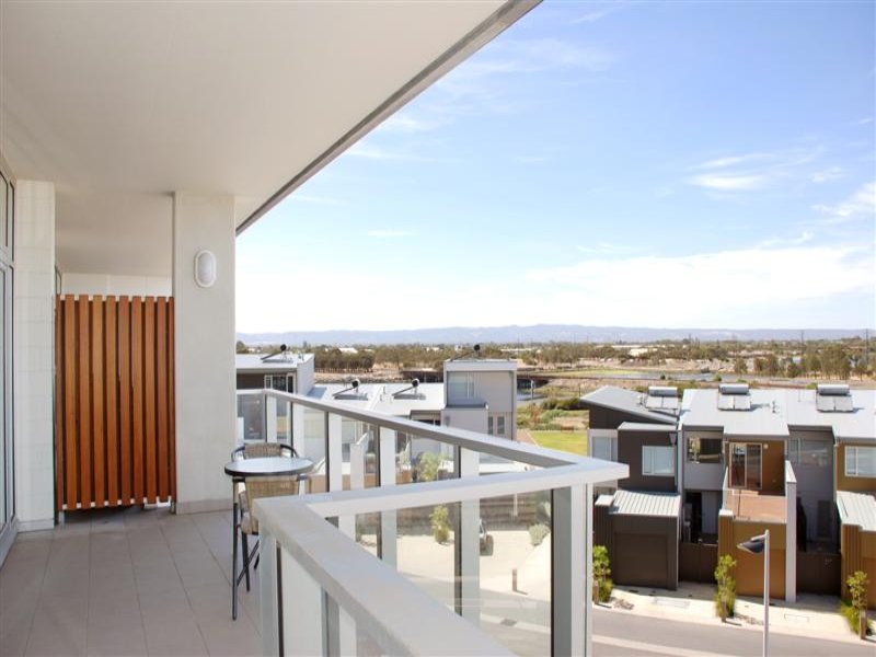Port Adelaide Sa 5015 Sold Apartments Units Prices Auction T 411 The Breeze Newport Quays Port Adelaide Sa 5015