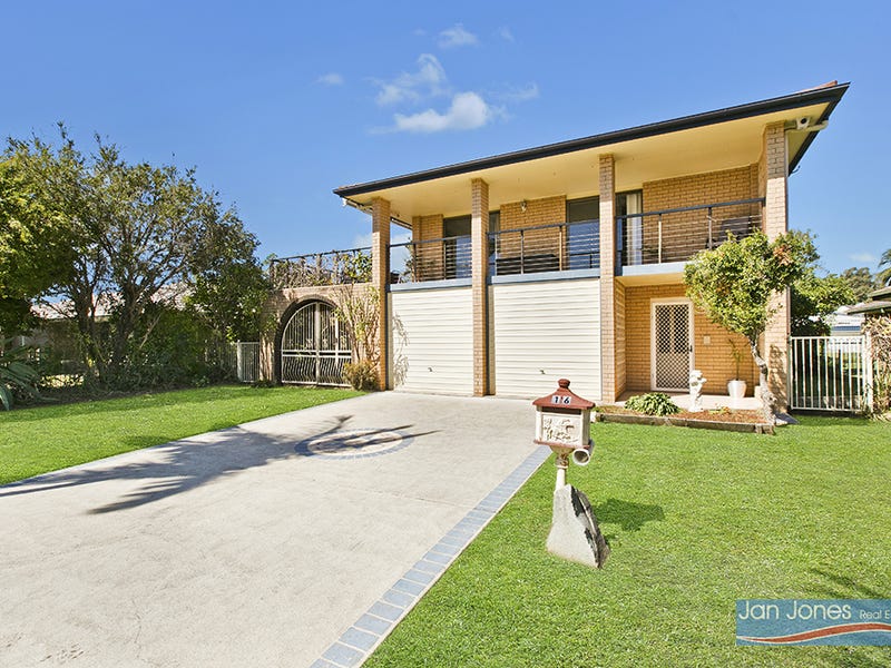 16 Dolphin Street, Newport, Qld 4020