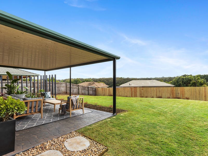 33 Bedarra Street, Redland Bay, Qld 4165