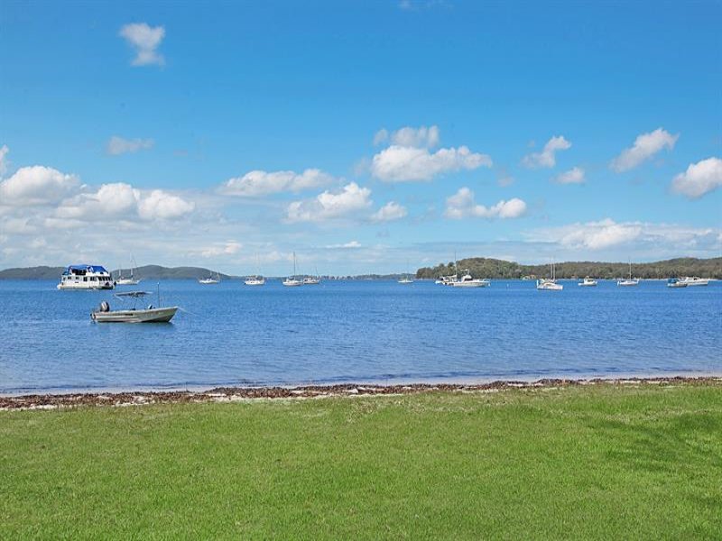 38 Tanilba Ave, Tanilba Bay, NSW 2319 Property Details