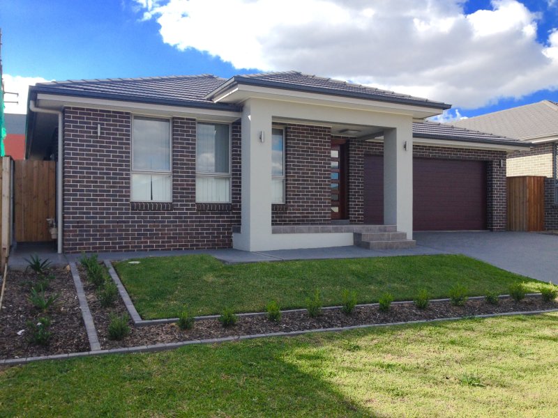 House with Attached 2 bedroom Granny flat, Gregory Hills ...