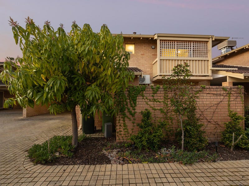 2/39 Leonora Street, Como, WA 6152