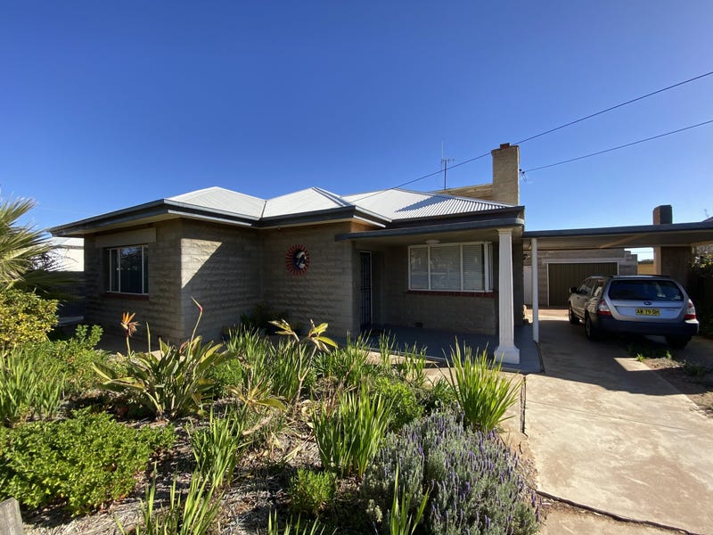 104 Newton Street, Broken Hill, NSW 2880