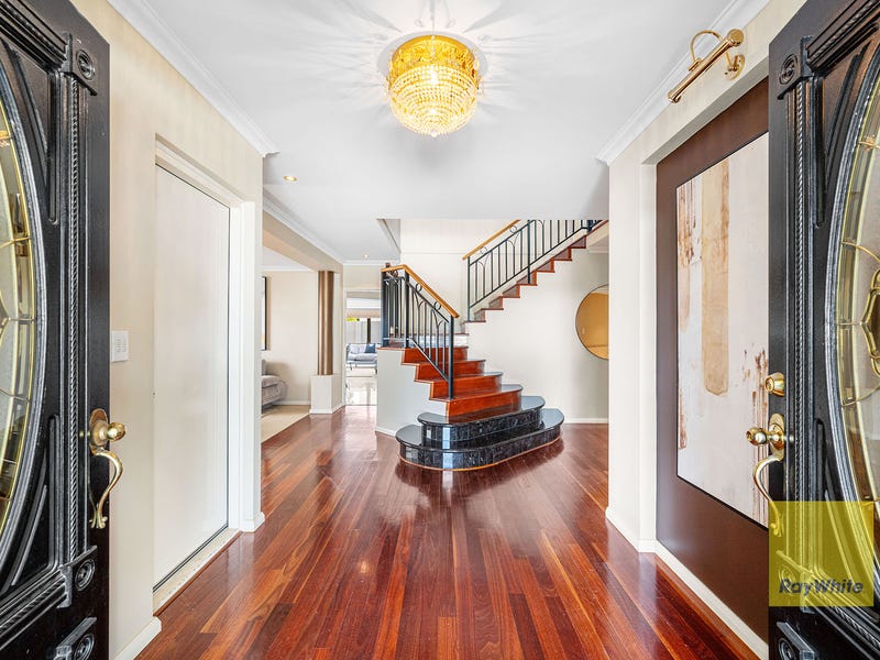 11 Noalimba Crescent