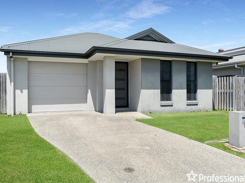 183 Whitehaven Drive, Blacks Beach, Qld 4740