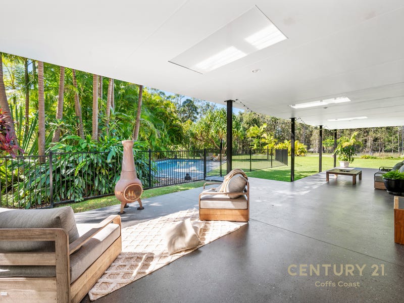 70 Tiki Road, Moonee Beach, NSW 2450