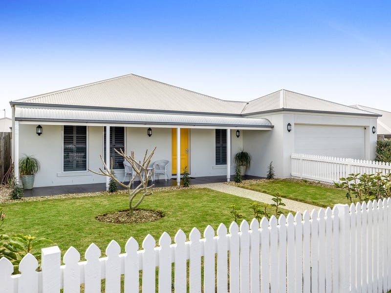 10 Heywood Street, Glenvale, Qld 4350