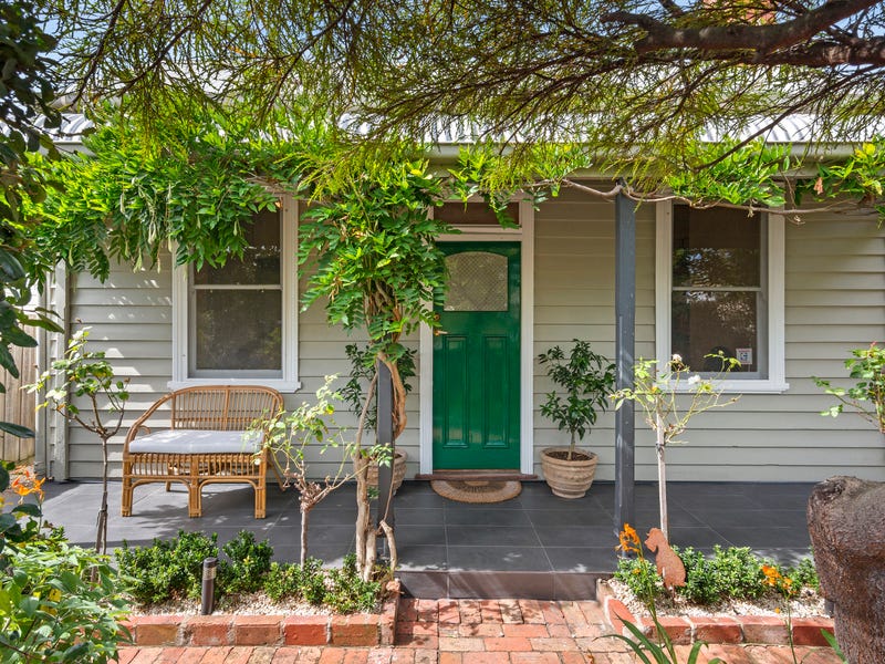 39 Loch Street, East Geelong, Vic 3219