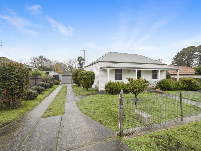 33 Victoria Street, Creswick, Vic 3363