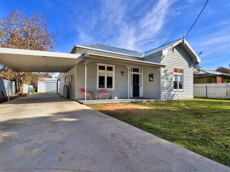 260 Victoria Street, Deniliquin, NSW 2710