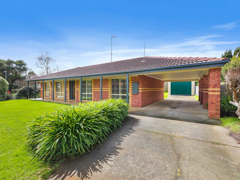 56 Hopetoun Road, Drouin, Vic 3818