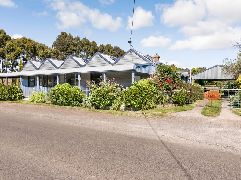 704 James Lane, Trentham East, Vic 3458