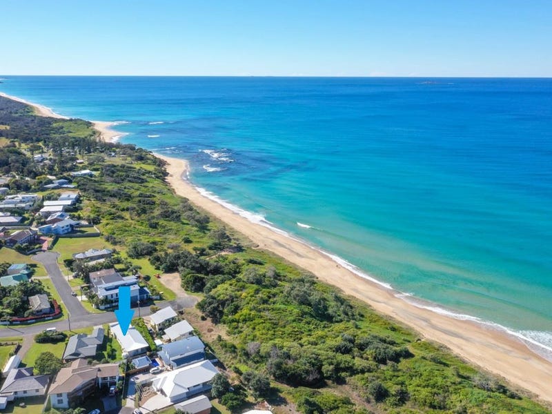 13 Ocean Street, Corindi Beach, NSW 2456