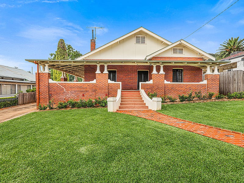 82 Napier Street, East Tamworth, NSW 2340