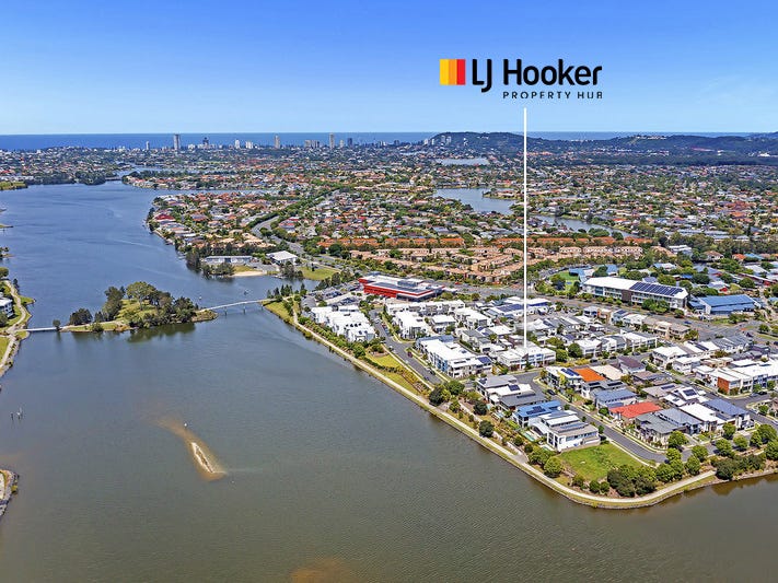 40 South Bay Drive, Varsity Lakes, Qld 4227