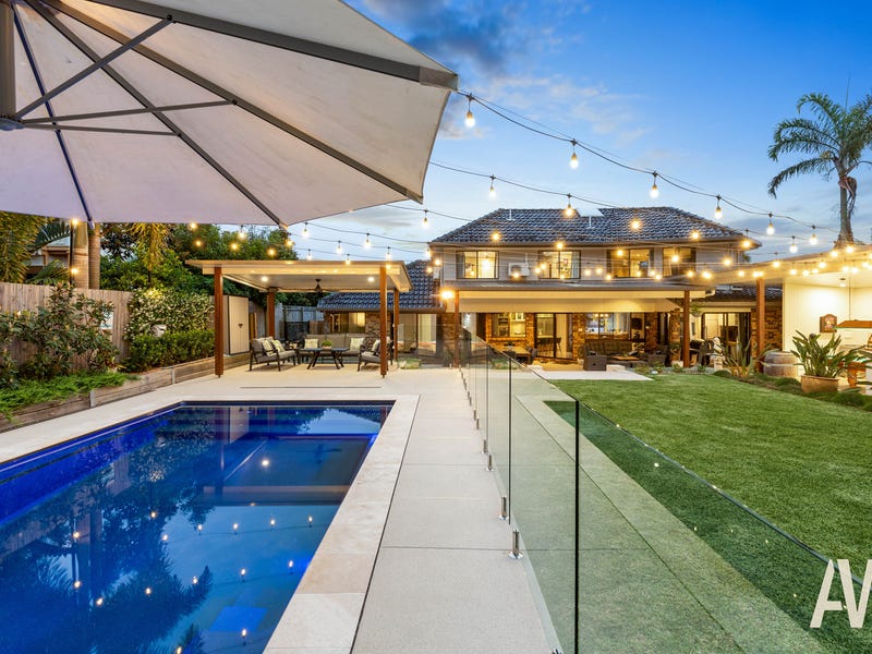 9 Molakai Drive, Mountain Creek, Qld 4557