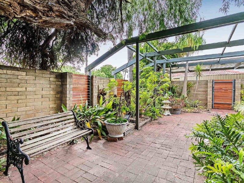 10 Egras Avenue, Fulham Gardens, SA 5024 Property Details