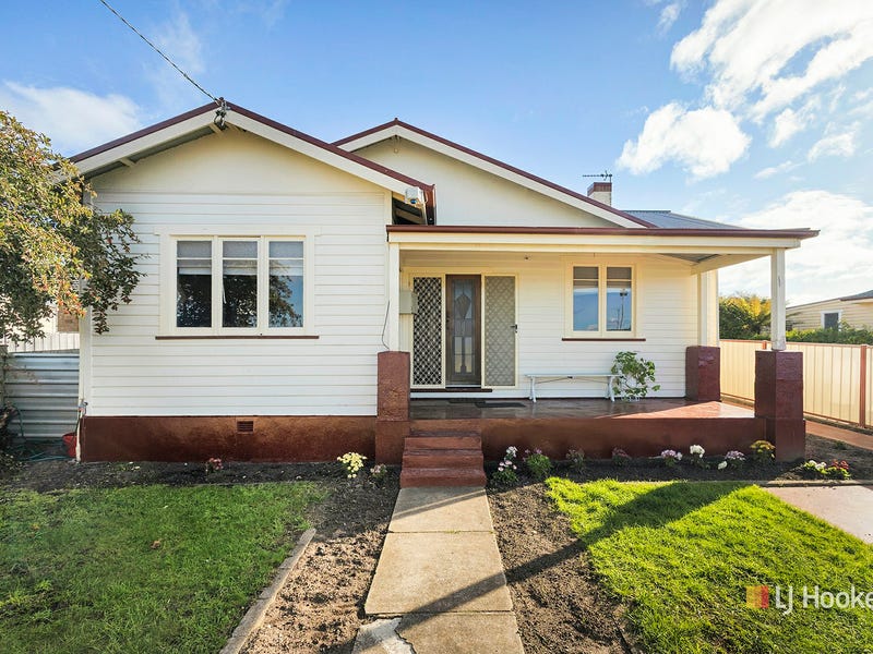 1/99 Gunn Street, Devonport, Tas 7310