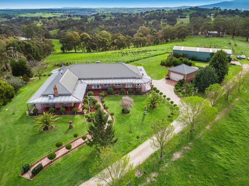 205 Hildebrand Road, Cottles Bridge, Vic 3099