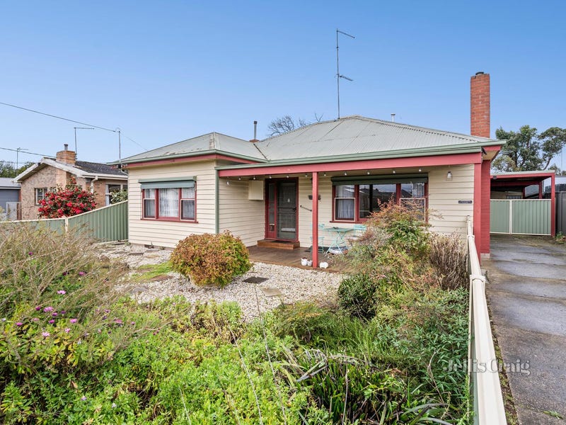 16 Spencer Street, Sebastopol, Vic 3356