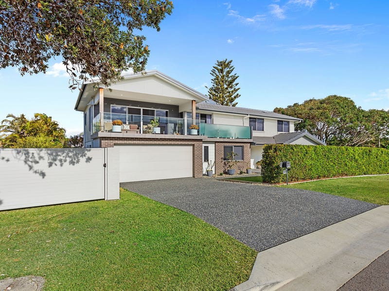 90 Becker Road, Forster, NSW 2428